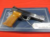 Smith & Wesson Model 41 22LR 5.5