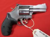 Smith & Wesson Model 696 44 Special 3