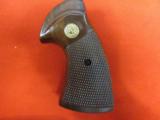 Colt Python Grips 3rd Type - 2 of 4