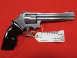 Smith & Wesson Model 617-2 22LR 6