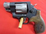 Smith & Wesson 327 Performance Center 357 Magnum 2