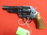 Smith & Wesson Model 520 357 Magnum 4"
- 2 of 2