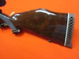 Weatherby Mark V Deluxe LEFT-HAND 340 Wtby Mag w/ Zeiss Scope
- 6 of 8