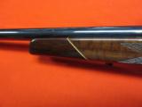 Weatherby Mark V Deluxe LEFT-HAND 340 Wtby Mag w/ Zeiss Scope
- 8 of 8