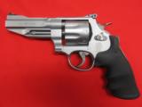 Smith & Wesson 627 Pro Series 357 Magnum 4"
- 2 of 2