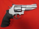 Smith & Wesson 627 Pro Series 357 Magnum 4"
- 1 of 2