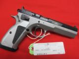CZ 75 Tactical Sport 40 S&W 5.23" (USED) - 1 of 2