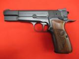 Nighthawk Custom Hi Power 9mm w/ Heinie Sights (NEW) - 4 of 4