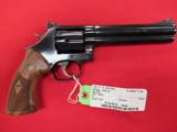 Smith & Wesson Model 586-8 357 Magnum 6" - 1 of 2