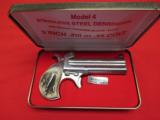 American Derringer M-4 Stainless 32 H&R Mag/4" (USED) - 1 of 1