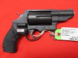 SMITH AND WESSON GOVERNOR 45 COLT/410
- 1 of 2