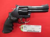 Smith & Wesson 596-5
357 MAG / 4"
(USED) - 1 of 2