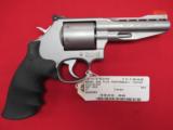 Smith & Wesson 686 Performance Center 357 Magnum 4" (NEW) - 1 of 2