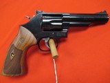 Smith & Wesson Model 19 Classic 357 Magnum 4" - 1 of 2