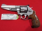 Smith & Wesson 627 Performance Center 357 Magnum 5" (LNIC) - 2 of 2