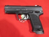 Heckler & Koch USP40V1 40S&W/4.25" (USED) - 2 of 2