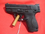 Smith & Wesson M&P Shield 9mm/3" (USED) - 2 of 4