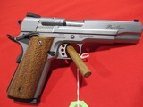 Smith & Wesson SW1911 Pro Series 9mm 5
