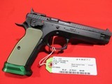 CZ 75 Chechmate Parrot 9mm 5