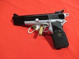 Browning Hi Power Two-Tone 9mm 4 5/8