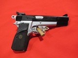 Browning Hi Power Two-Tone 9mm 4 5/8