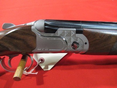 Beretta DT-11 Pyramide 12ga/32