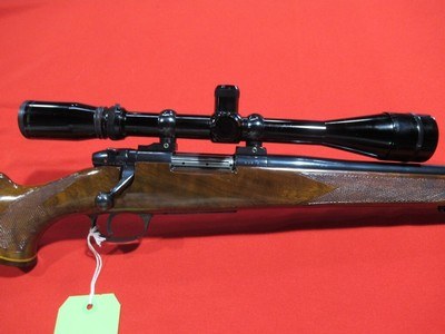 Weatherby Mark V Varmint Master 22-250 Rem/26