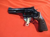 Smith & Wesson Model 586-8 357 Magnum 4