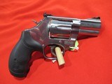 Smith & Wesson 686-6 357 Magnum 2 1/2