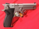 USED Smith & Wesson 5906 DA/SA 9mm - 2 of 3