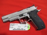 Sig Sauer P220 MATCH ELITE 45acp 5