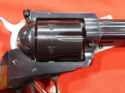 Ruger New Model Blackhawk Convertible 357Mag/9mm-6.5