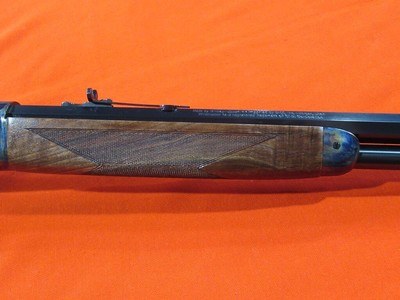 Winchester 1886 Deluxe 45-70 Govt / 24