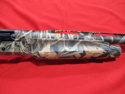 Benelli Super Black Eagle II 12ga/28