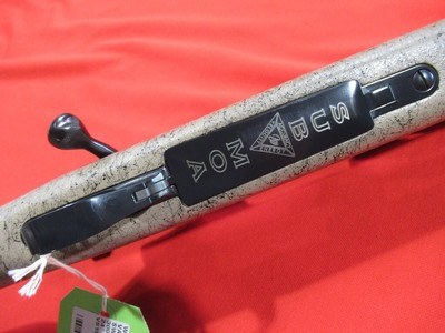 Weatherby Vanguard Sub-MOA 300 Winchester Magnum 24