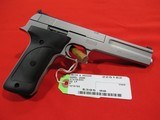 Smith & Wesson 2206 22LR/6