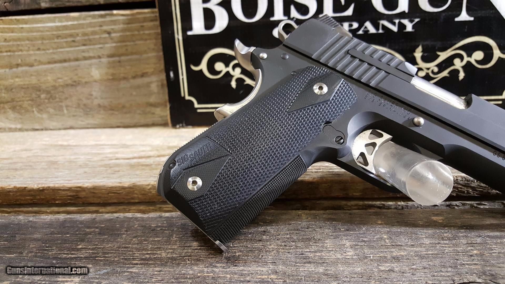 Sig Sauer 1911 Commander Bobtail 45 Acp