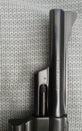 SMITH&WESSON MODEL 28 4 SCREW 6 INCH BARREL WITH CORRECT DIAMOND GRIPS - 9 of 18