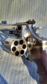 SMITH & WESSON MODEL 629-1 44 MAGNUM - 15 of 18