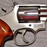 Smith & Wesson 617-1 .22 LR With Combat Grips and a 6 Inch Barrel - 11 of 17
