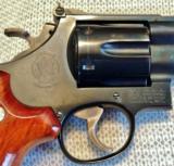 Smith & Wesson 29-2 .44 Magnum With a 6 Inch Barrel - 10 of 18
