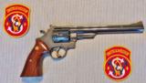 Smith & Wesson 57 no dash 41 Magnum 8/38 pinned Barrel With the Factory original case!!! - 2 of 22