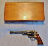 Smith & Wesson 57 no dash 41 Magnum 8/38 pinned Barrel With the Factory original case!!! - 22 of 22
