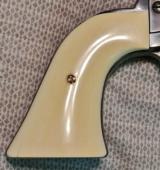 Ruger BlackHawk 3 Screw .41 Magnum with PRE- BAN IVORY GRIPS!!! - 3 of 13