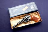 Smith & Wesson Model 19-5 Combat Magnum chambered in .357mag. with box - 10 of 11