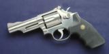 Smith & Wesson 66 No Dash Combat Magnum Stainless, chambered in .357 mag and manufactured in 1973
- 6 of 6