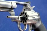Smith & Wesson Model 617-4 NO LOCK K-22 Stainless Masterpiece, chambered in .22lr - 4 of 6