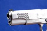 Smith & Wesson Stainless steel, SW1911 chambered in .45acpand manufactures in 2008. - 6 of 7