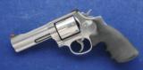Smith & Wesson 686-5 on Lock, chambered in .357 Mag and manufactured in 2000. - 6 of 6