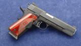 Wilson Combat CQB two tone finish, chambered in 9mm- 1 of 5